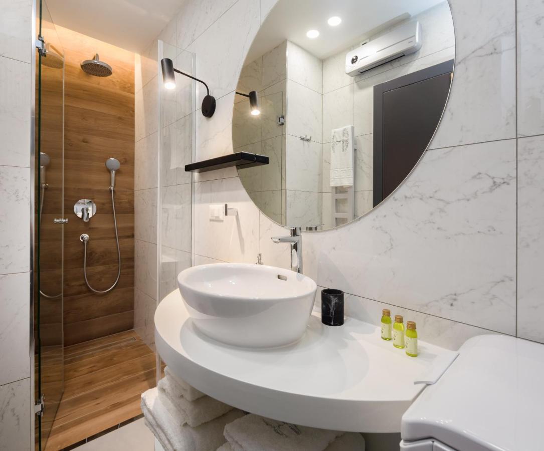 V Luxury Apartament